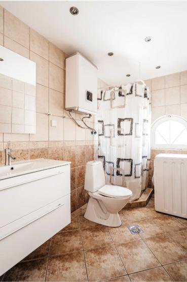 D & S Family Apartments בודווה מראה חיצוני תמונה