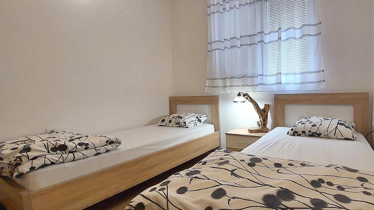 D & S Family Apartments בודווה מראה חיצוני תמונה